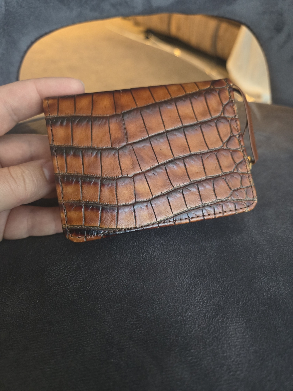 Brahmin Vintage Cognac Brown Crocodile Leather Small Mini Wallet Keyring ID Wind